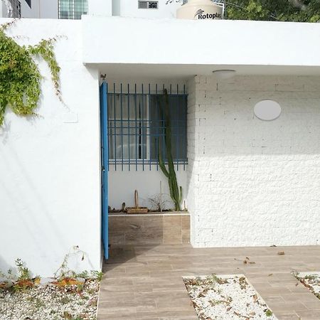 Casa Blanca Apartment Cancun Exterior photo